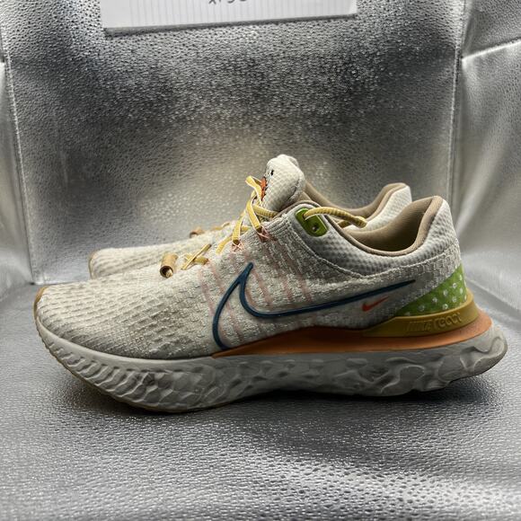 Nike Men Size 10.5 | DV1744-141 React Infinity Run Flyknit 3 Running Shoes - Picture 2 of 11